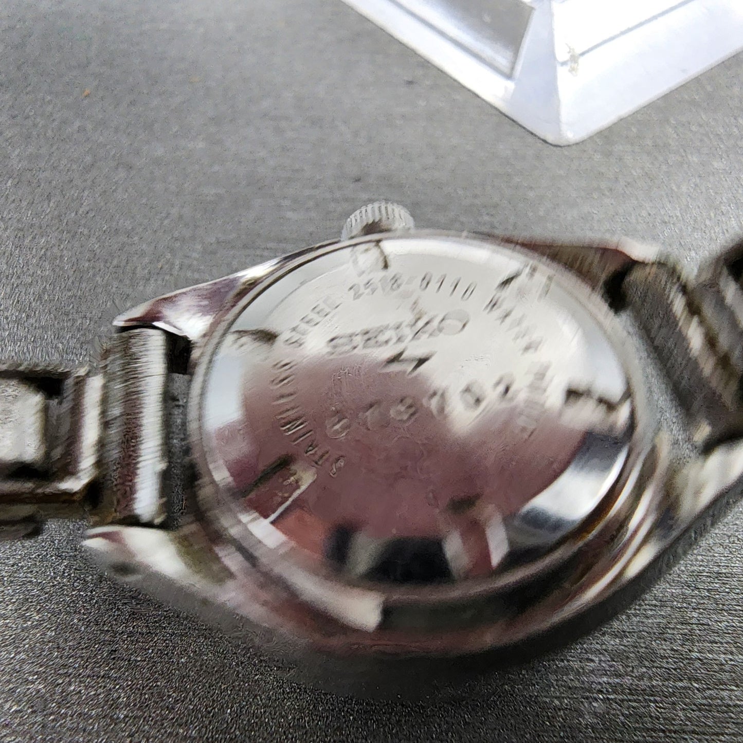 Seiko Chorus Watch Women 25mm Silver Dial Silver Tone Date Manual Wind Runs VTG9