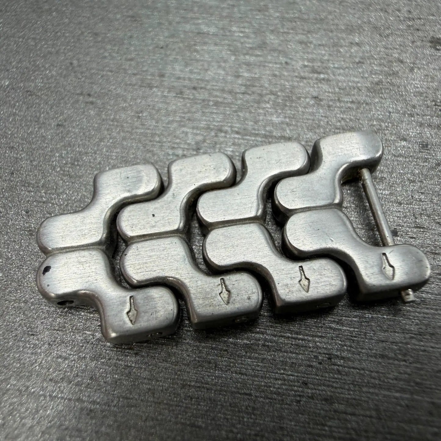 48018772