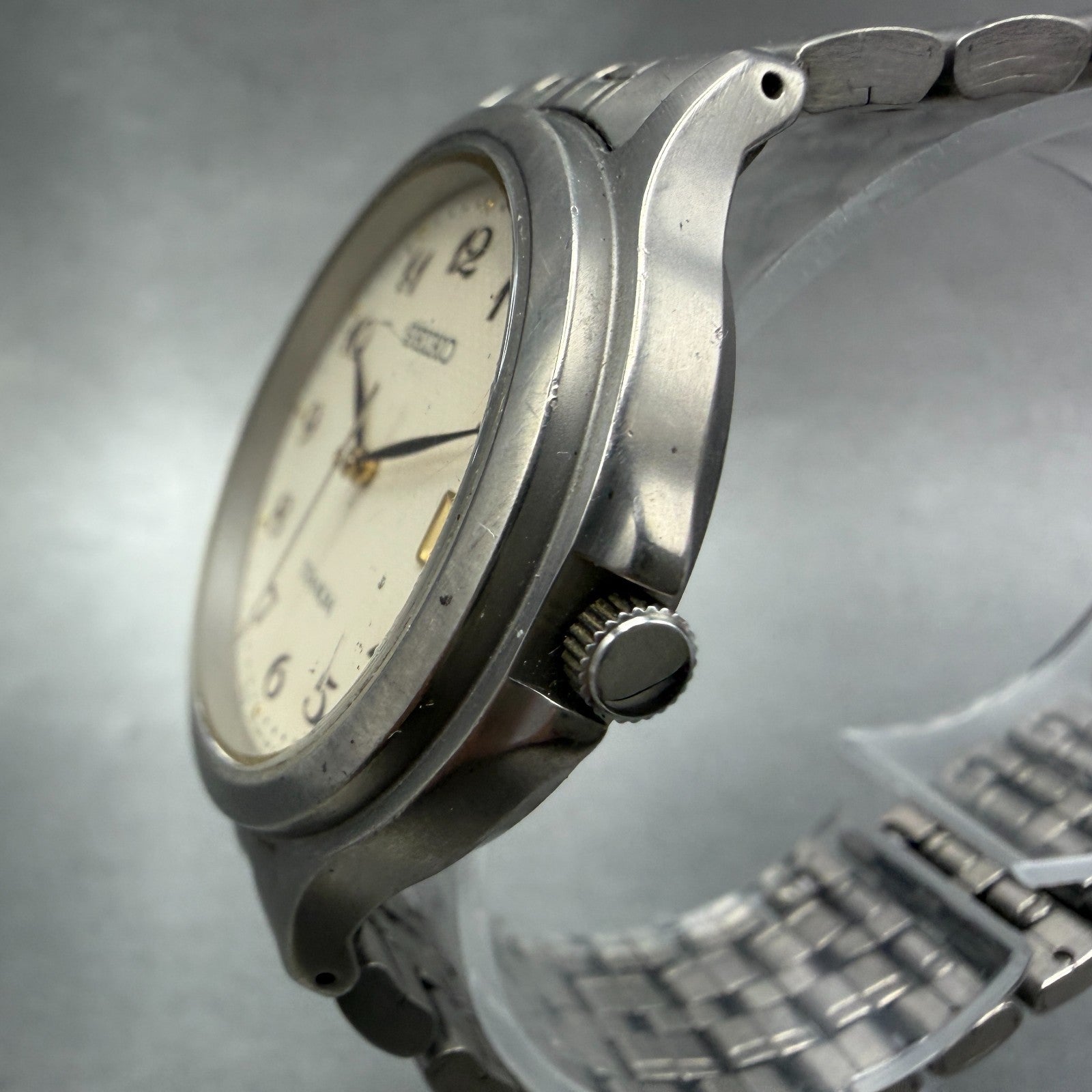Seiko Watch Men 36mm Cream Dial Titanium Date Round Vintage 7N42-8A60 New Batt2