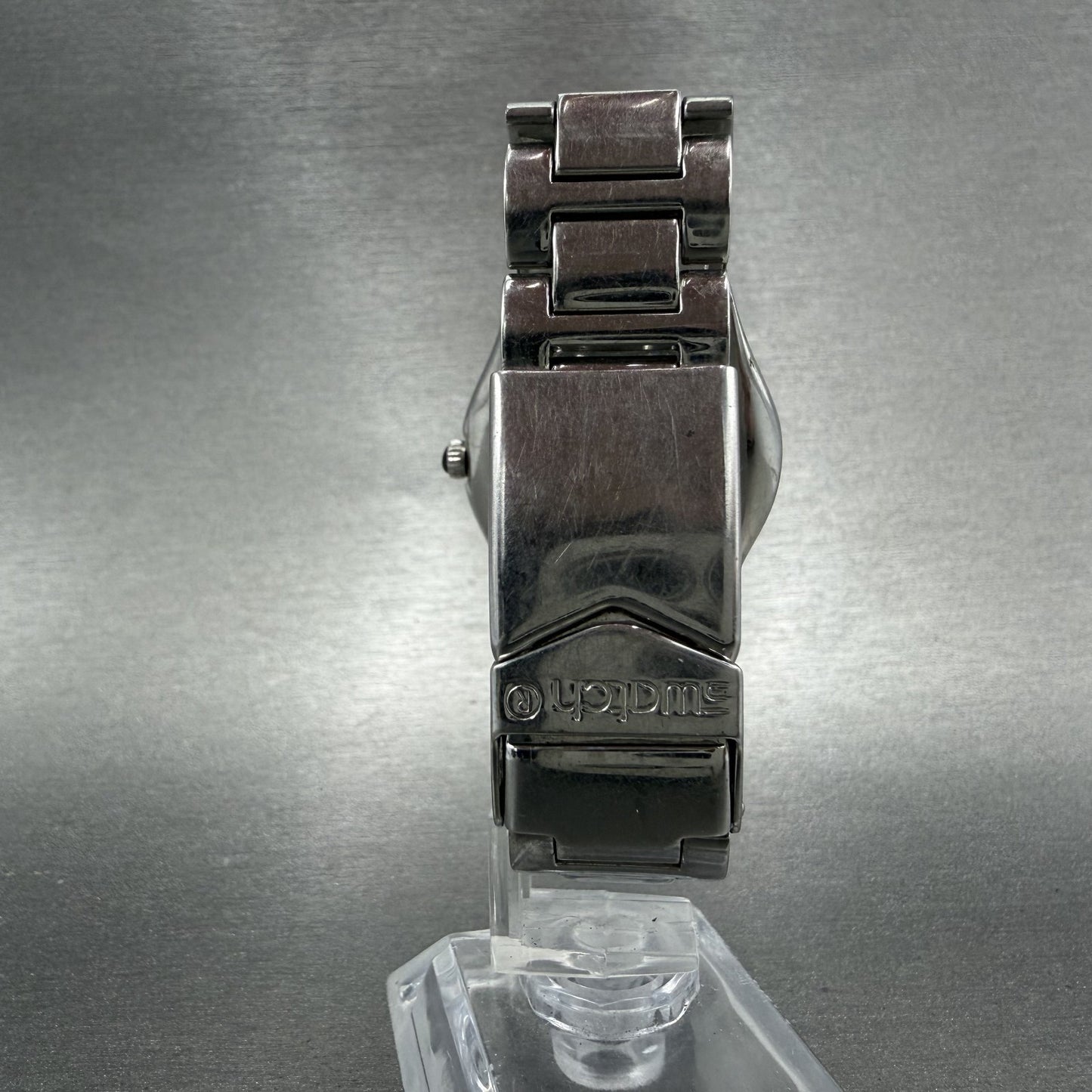 Swatch Irony Happy Joe Watch Women 33m Silver Dial Silver Tone Date Round Newbat8