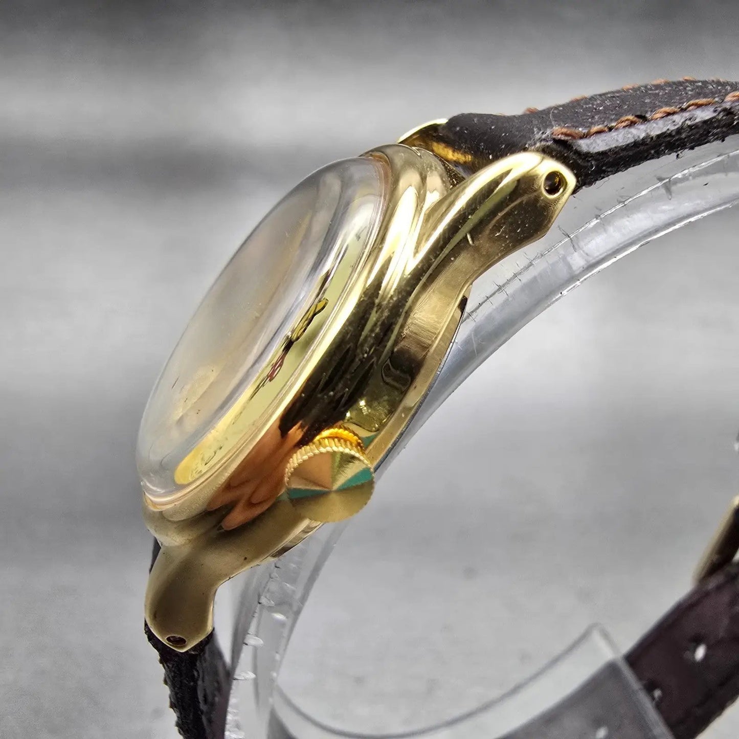 Lorus Minnie Mouse Watch Women 26mm Yellow Dial Gold Tone V515-6080 New Battery2