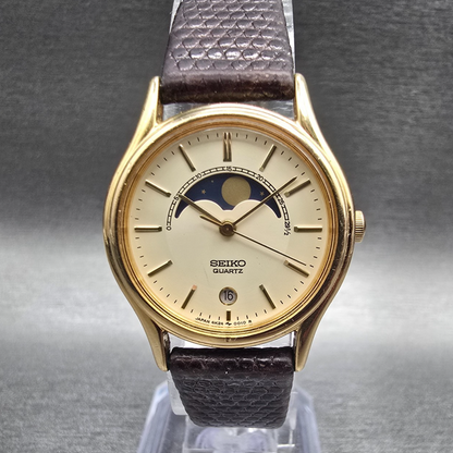 Seiko Moon Phase Watch Women 26mm Champagne Dial Gold Tone Date 4K24-0019 NewBat0