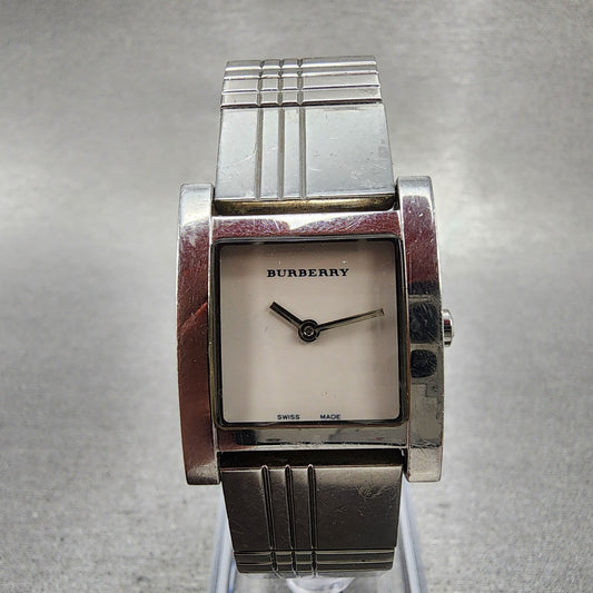 Burberry Tank Watch Women White Dial Stainless Steel Rectangle BU4303 New Batt0