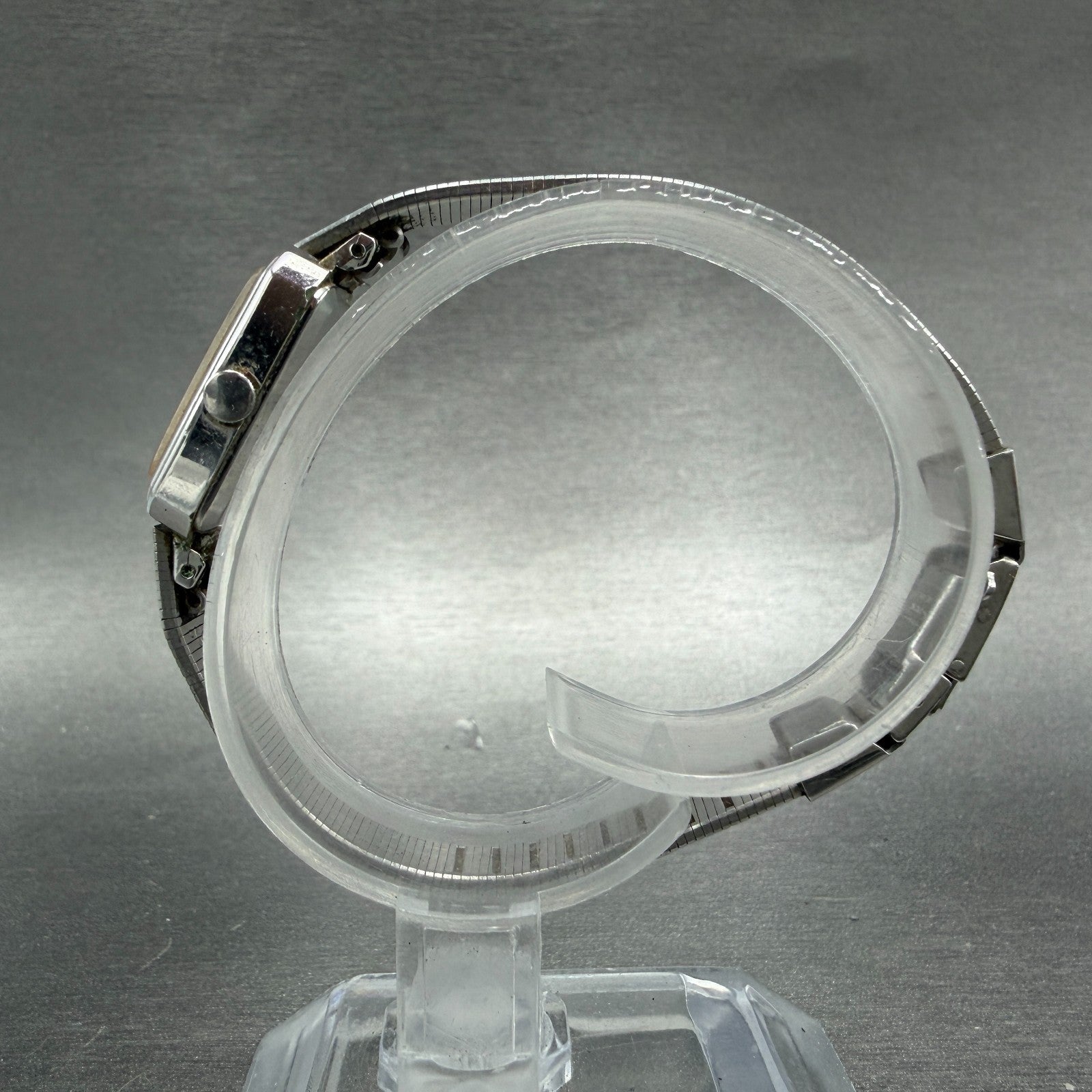 Seiko Watch Women 13mm Silver Dial Silver Tone Rectangle 1320-5779 New Battery76