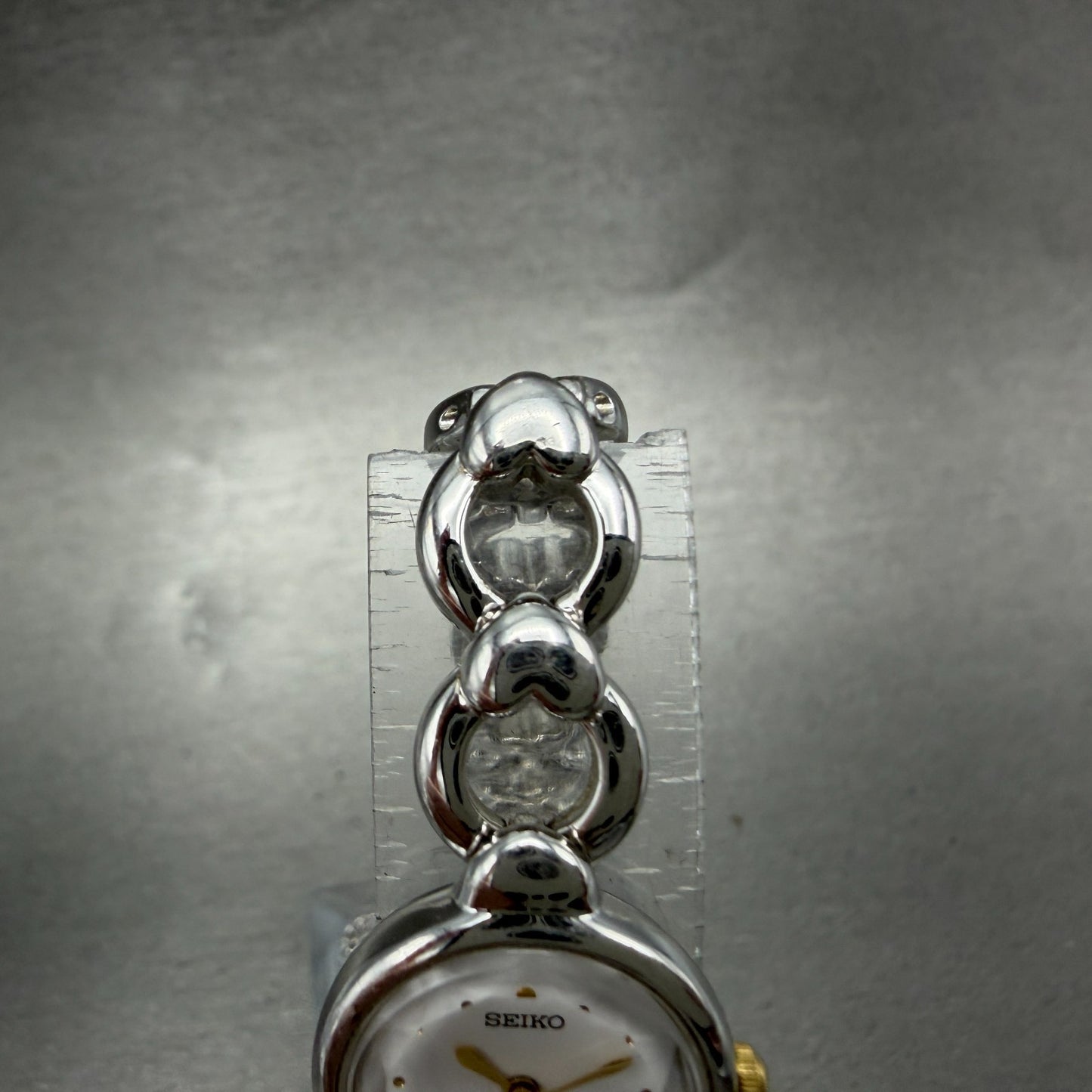 Seiko Tisse Watch Women 18mm White Dial Silver Tone Hearts 1F20-1B20 New Batt F44