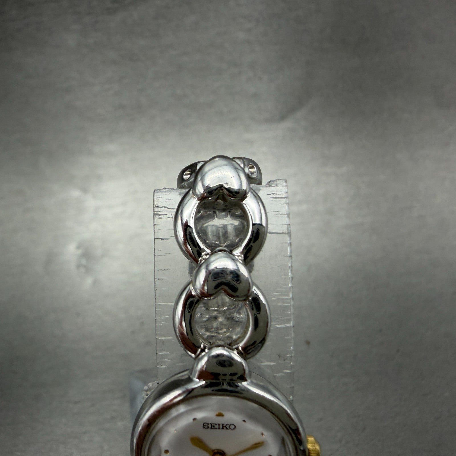 Seiko Tisse Watch Women 18mm White Dial Silver Tone Hearts 1F20-1B20 New Batt F44