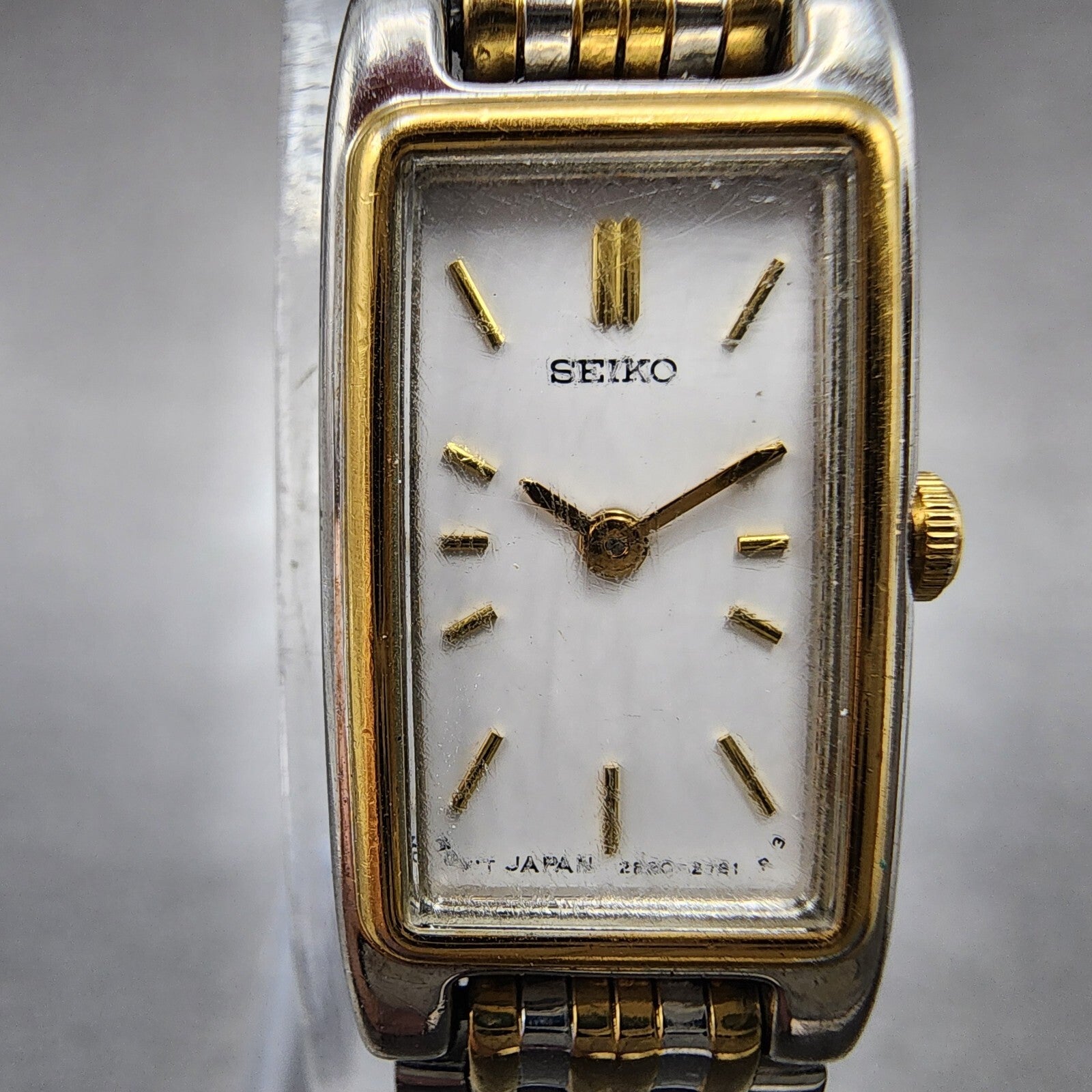 Seiko Tank Watch Women 13mm White Dial Two Tone Rectangle 2e207021 New Battery1