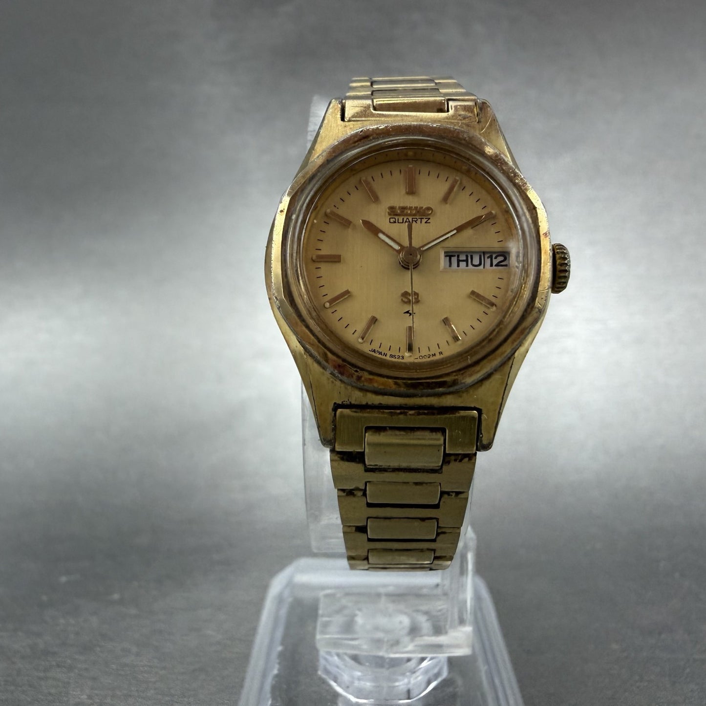Seiko SQ Watch Women 23mm Champagne Dial Gold Tone Daydate 8523-0040 New Battery5