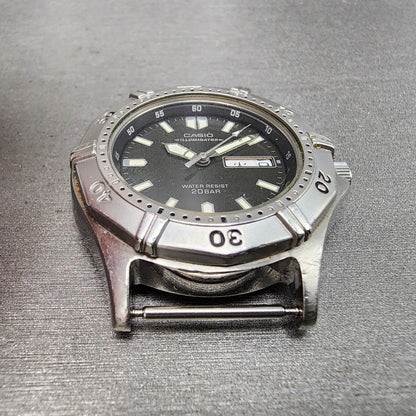 Casio Illuminator Diver Watch Men 38mm Black Dial Silver Ton Daydate MD-782 PART