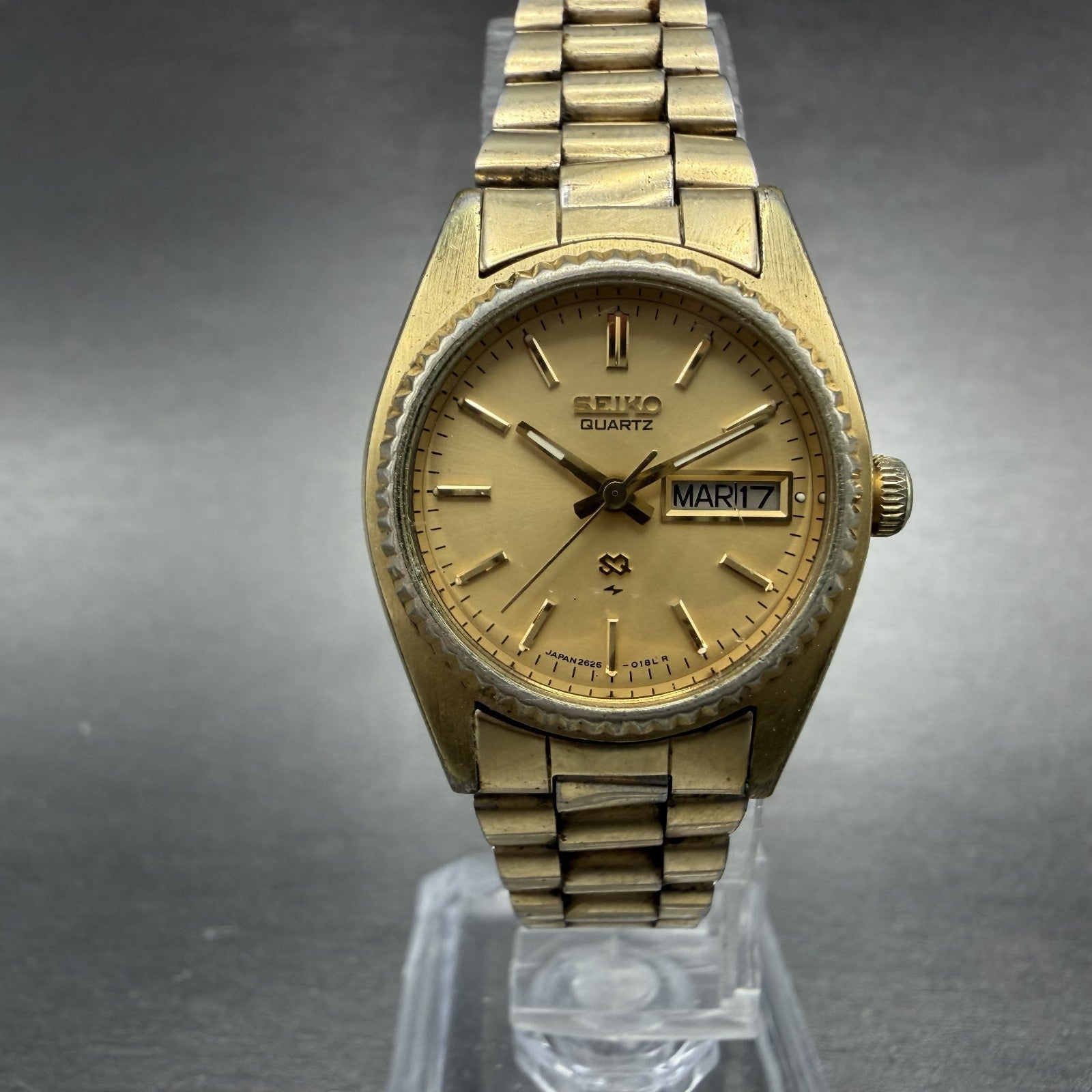 Seiko SQ Watch Women 25mm Champagne Dial Gold Tone Daydate 2626-0159 New Battery0