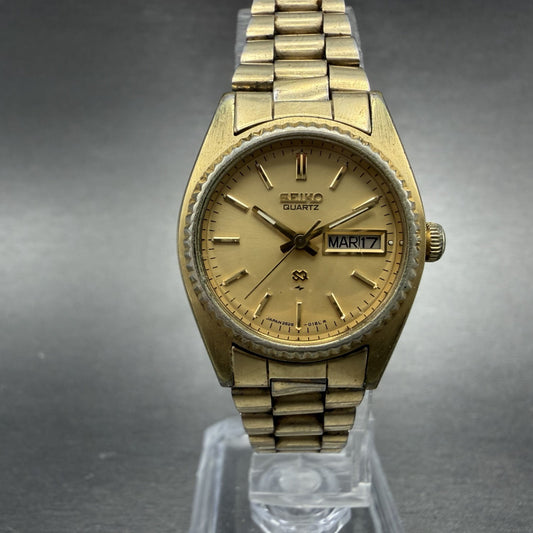 Seiko SQ Watch Women 25mm Champagne Dial Gold Tone Daydate 2626-0159 New Battery0