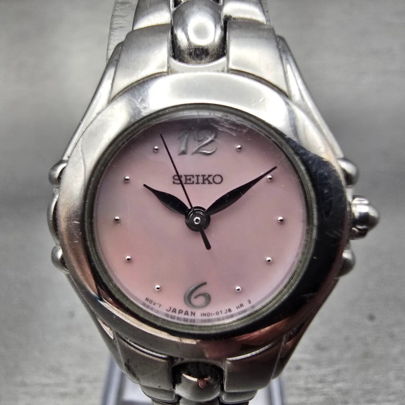 Seiko Watch Women 23mm MOP Dial Silver Tone Round 1N01-0KA0 New Battery Vintage1