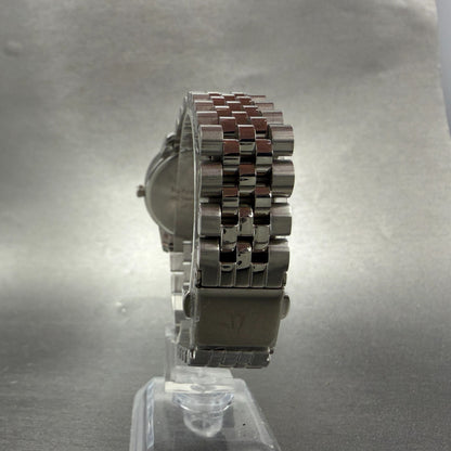 Bulova Watch Women 27mm Silver Dial Steel Date Round 96M159 New Battery10