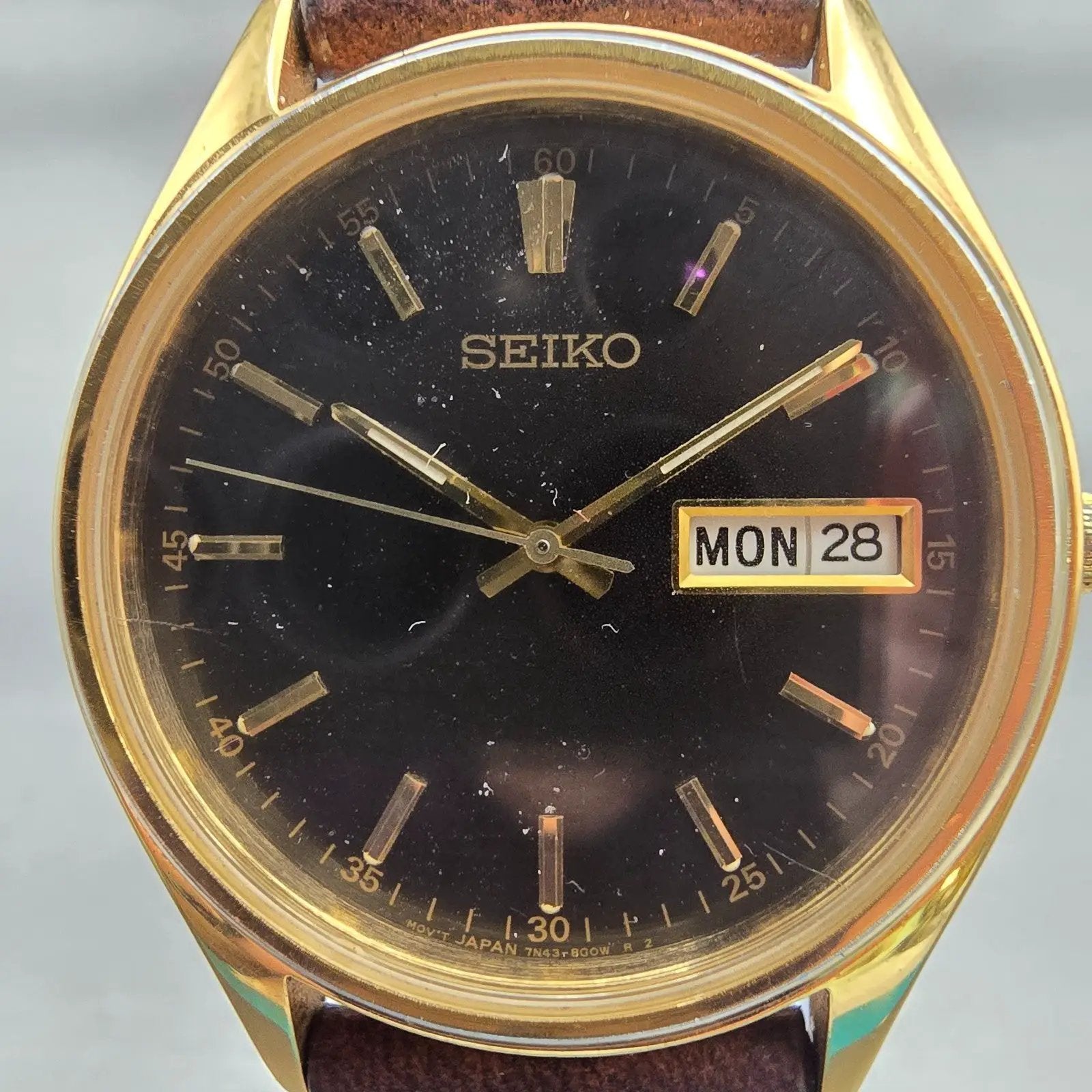 Seiko Watch Men 35mm Black Dial Gold Tone Daydate Round 7N43-8A99 New Battery1