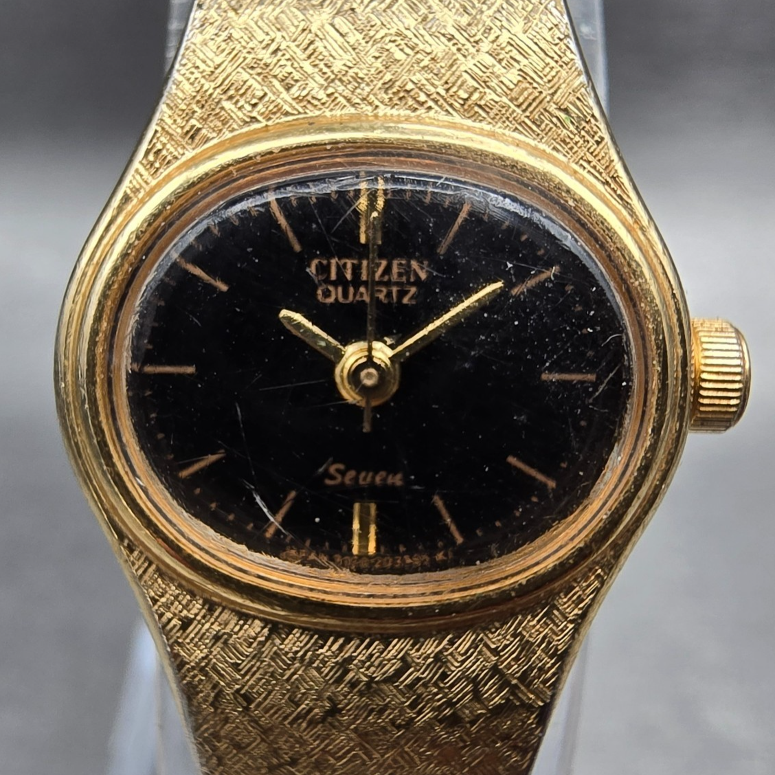Citizen Seven Watch Women 19mm Black Dial Gold Oval 2030-205316 New Battery JP211