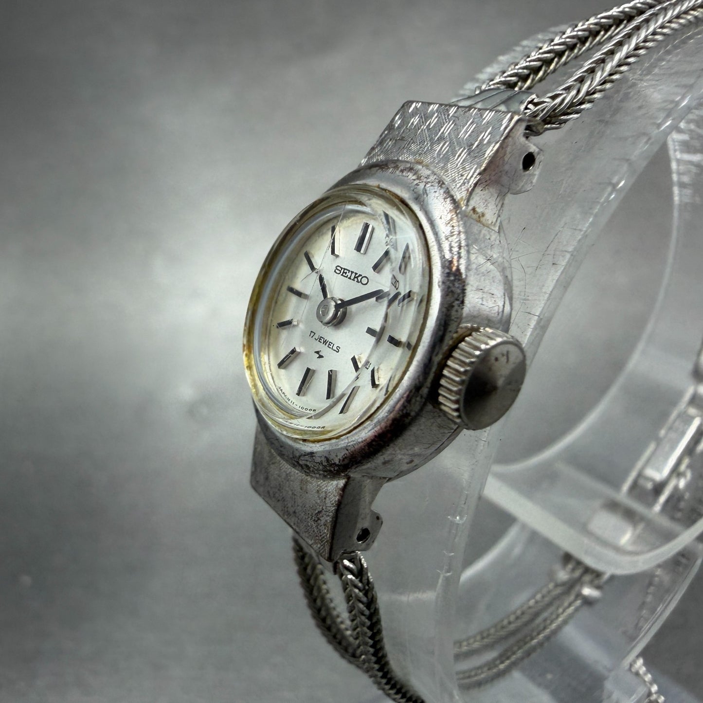 Seiko Watch Women 25mm Silver Dial Silver Tone Oval Manual 11-7380 Runs Vintage2