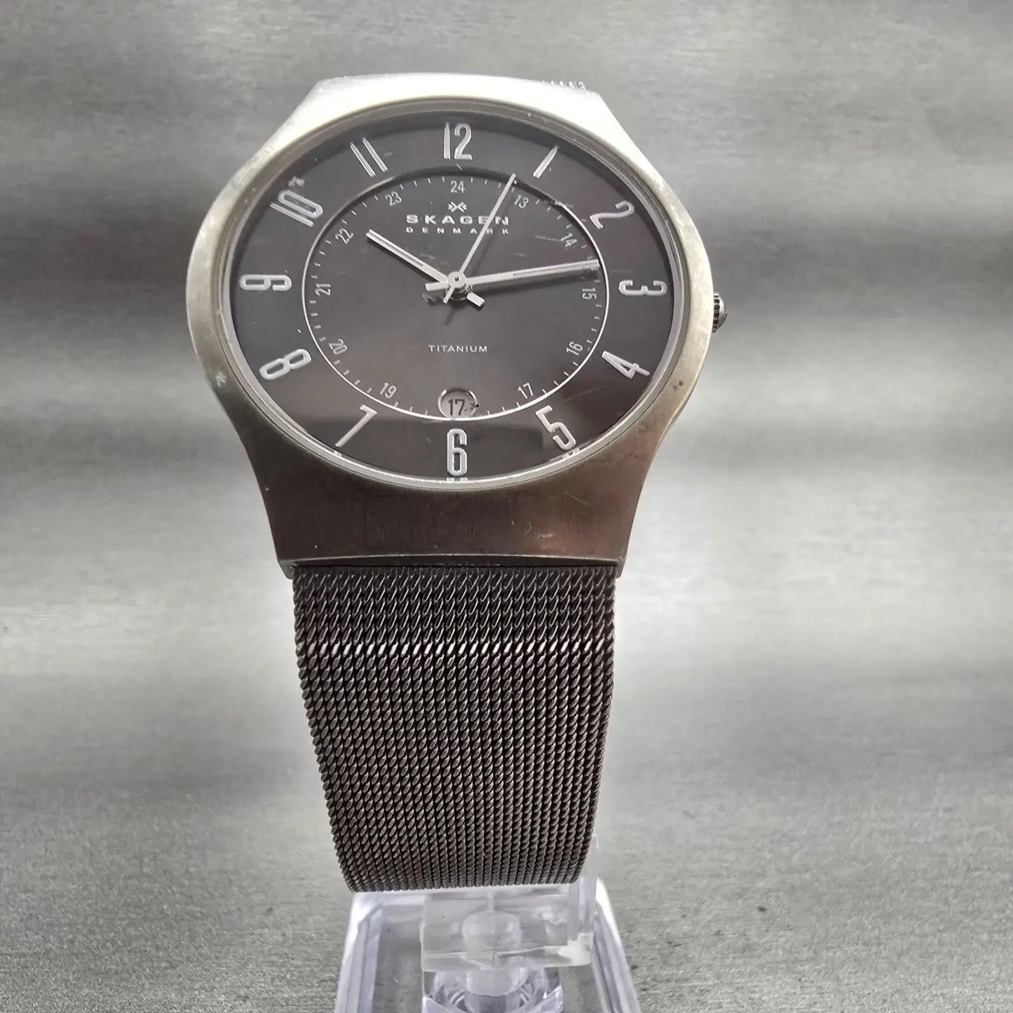Skagen Sundby Watch Men 37mm Gray Dial Titanium Date 233XLTTM New Battery5