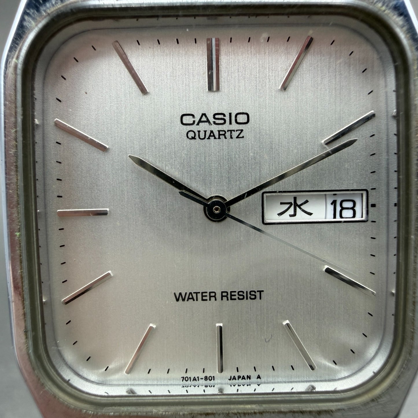 Casio MQ-518 Watch Men 30mm Silver Dial Silver Tone Rectangle Daydate New Batt G1