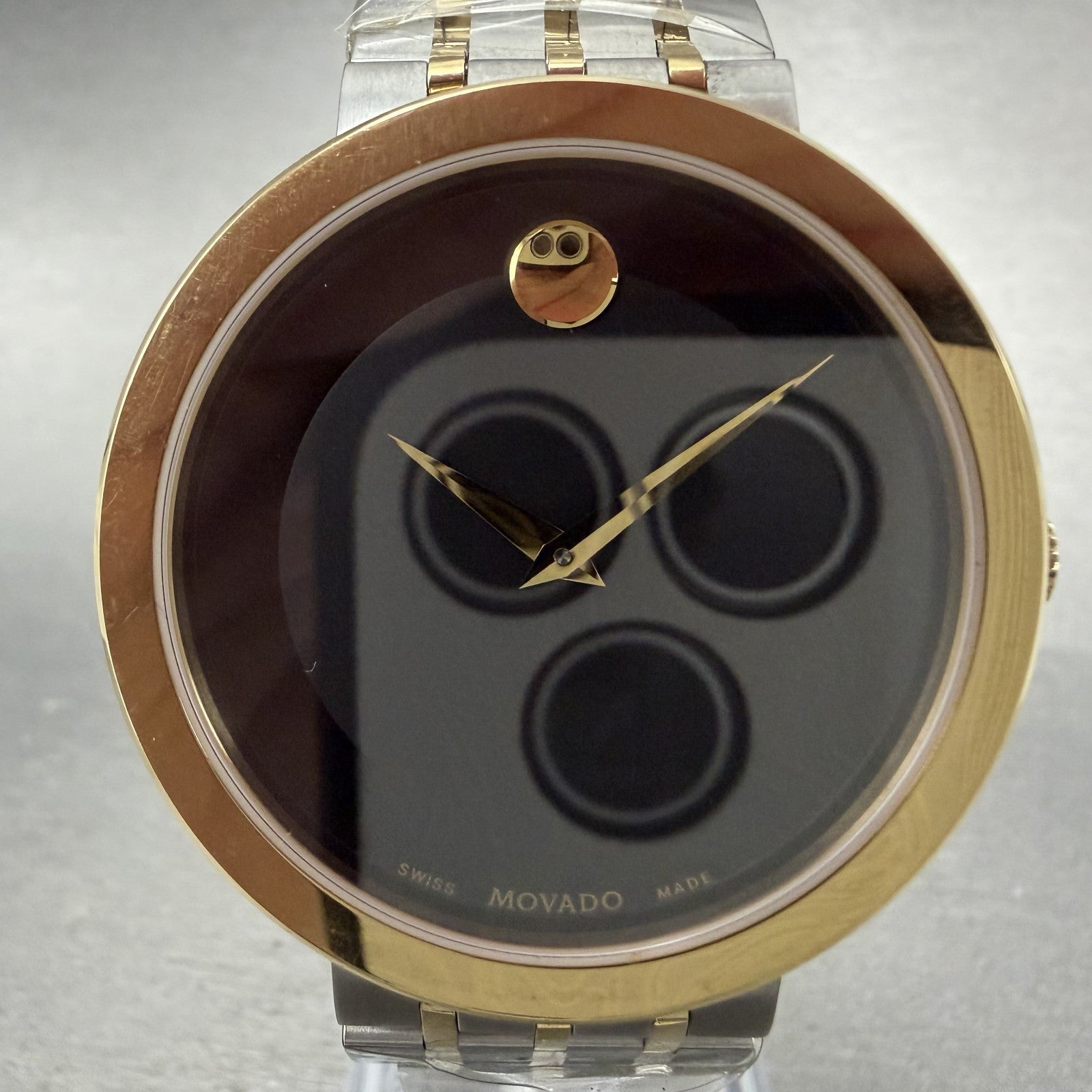 Movado Esperanza Watch Men 39mm Black Two Tone Round New Batt Bracelet 06070581