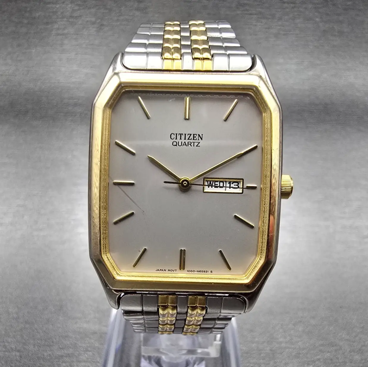 Citizen Tank Watch Men 27mm Silver Dial Two Tone Daydate 1000-S63871 New Battery0