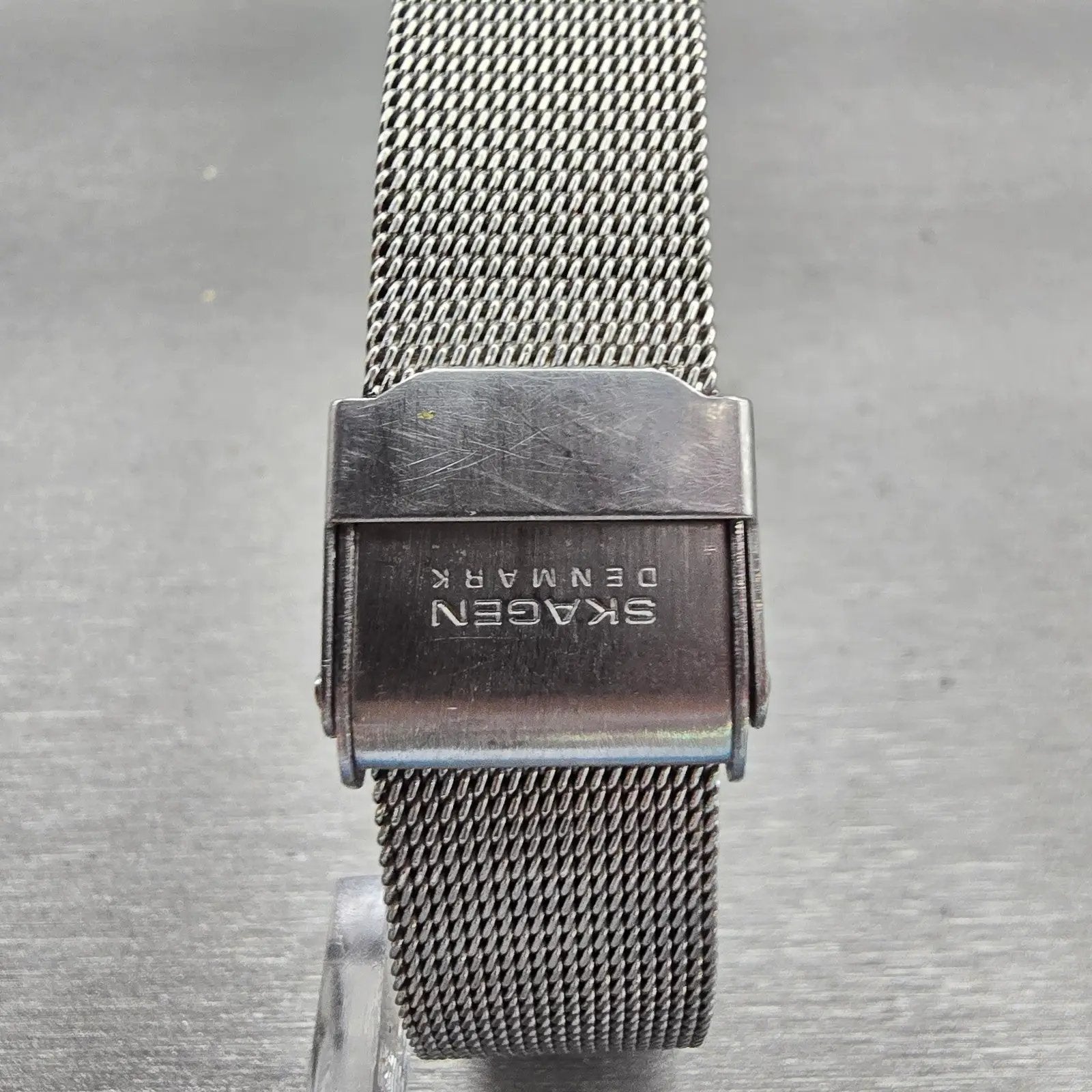 Skagen Watch Women 28mm Silver Dial Silver Tone Round 233SGSC New Batt G7