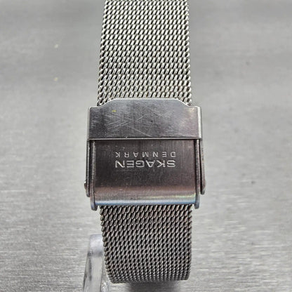 Skagen Watch Women 28mm Silver Dial Silver Tone Round 233SGSC New Batt G7