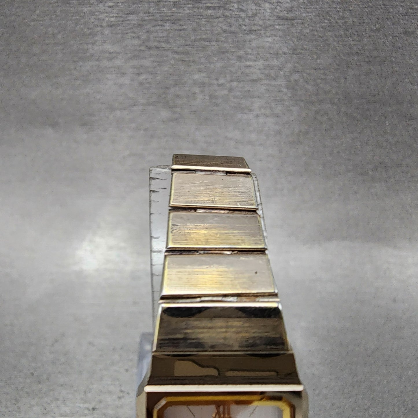 Seiko Exceline Tank Watch Women 19mm Silver Dial Gold Tone Rectangle New Battery4