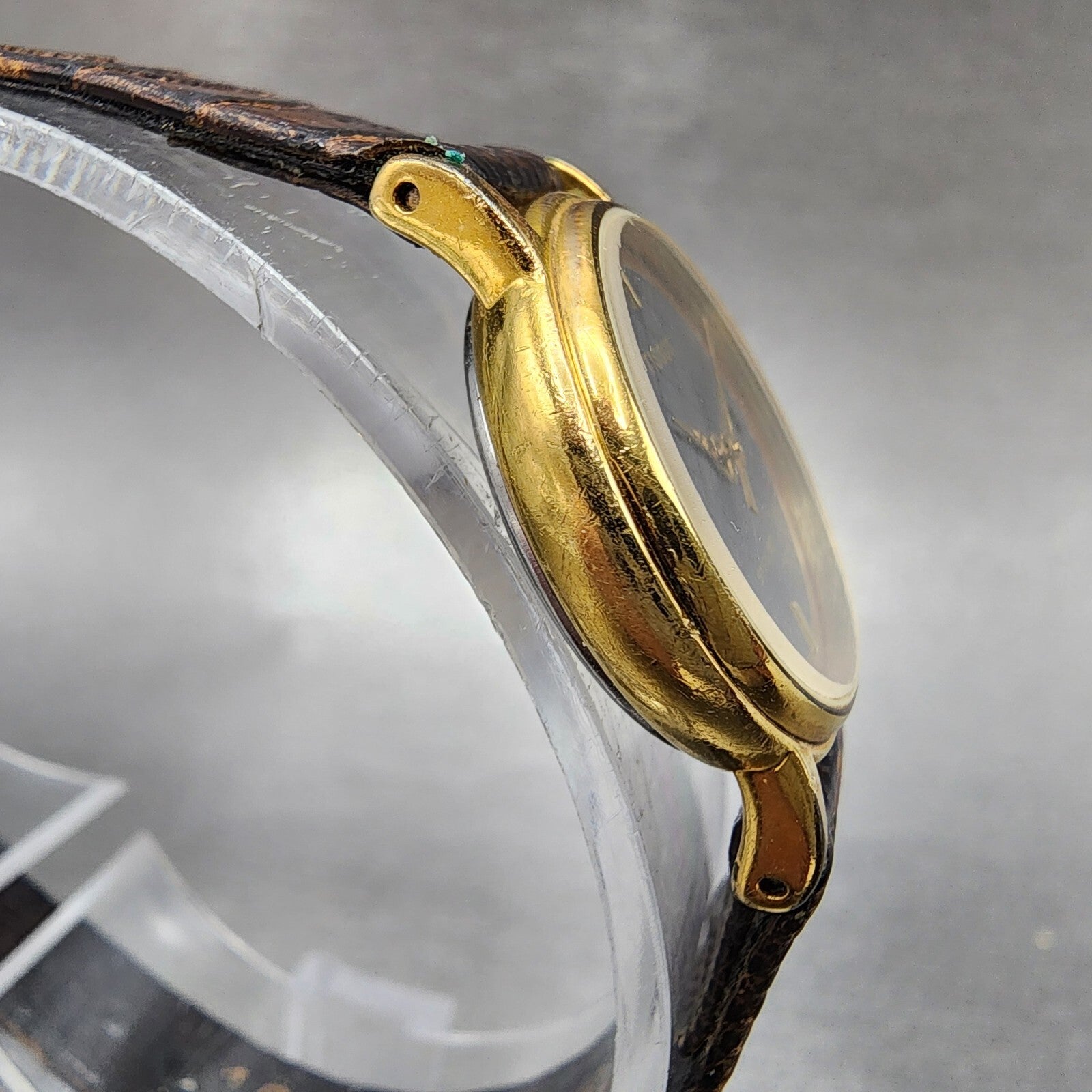 Tissot Stylist Watch Women 23mm Black Dial Gold Tone Date Round New Battery3