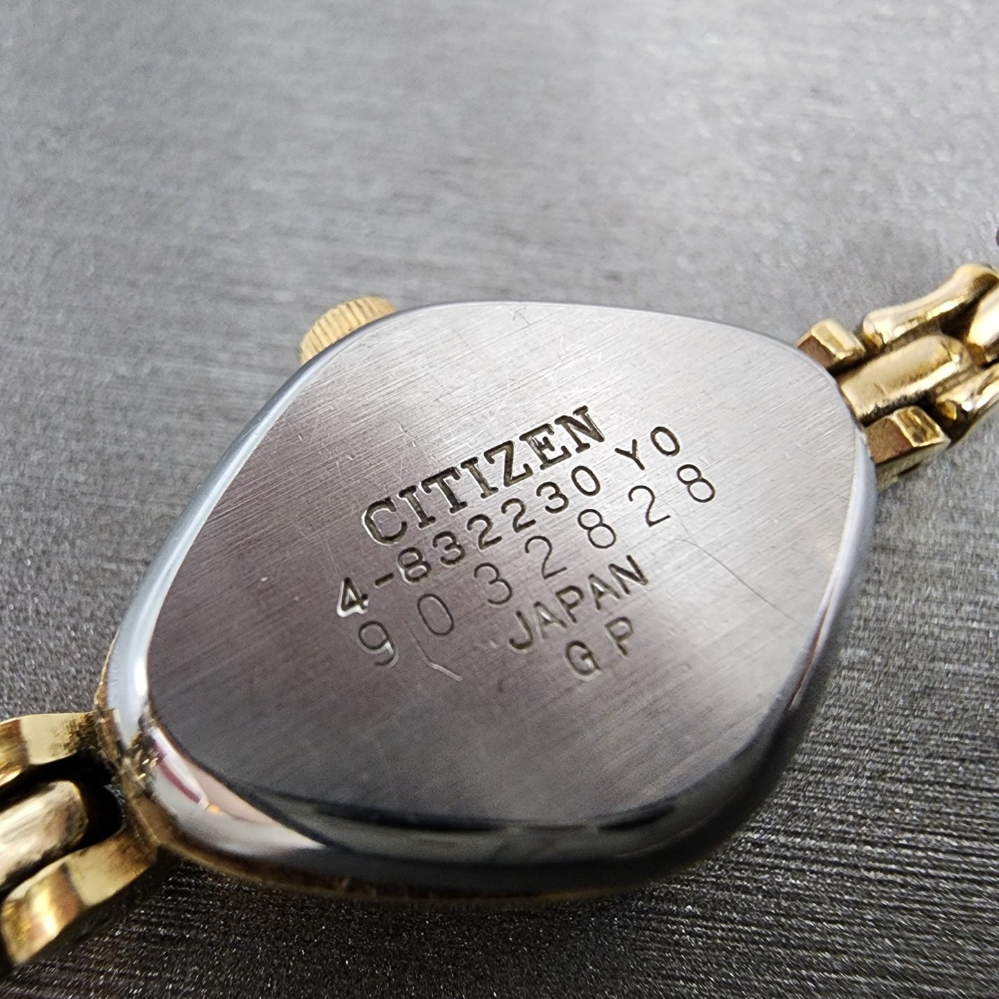Citizen CQ Watch Women 17mm Green Dial Gold Tone Oval 4832230 New Battery9