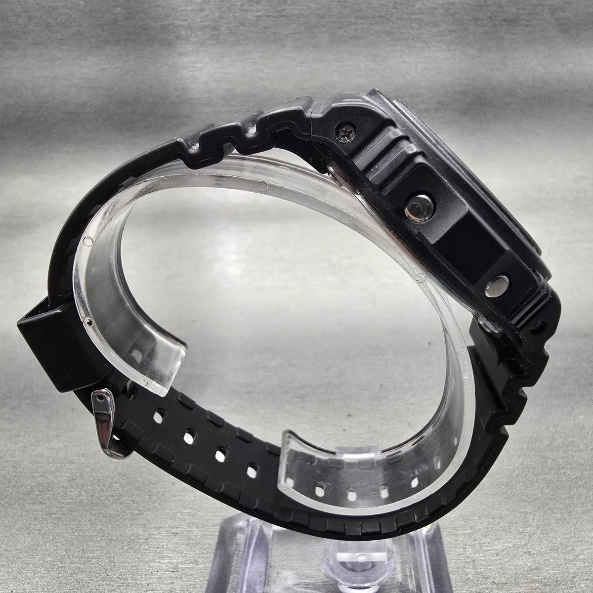 Casio G-Shock DW-5750E Watch Men 46mm Black Dial Black Chrono Alarm New Battery8