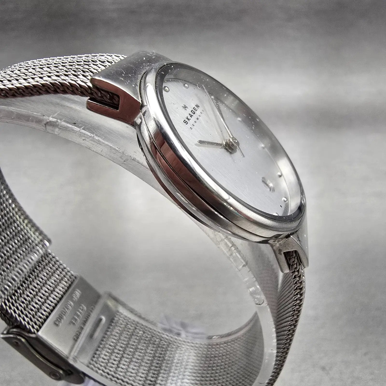 Skagen Watch Women 26mm Silver Dial Silver Tone Date Round  355SSS1 New Battery3
