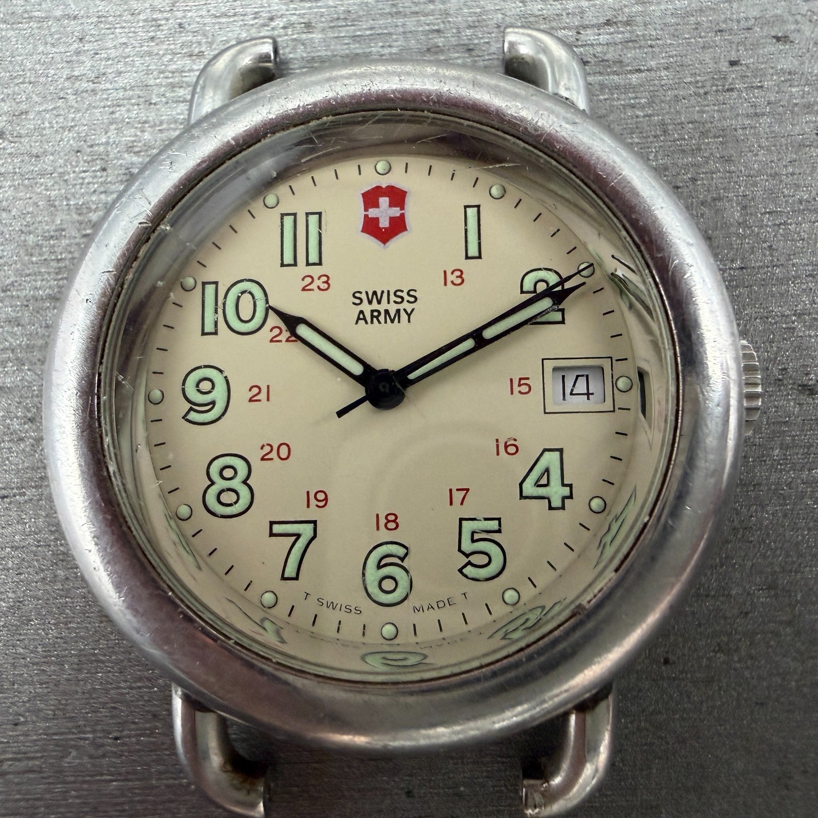 Victorinox Swiss Army Cavalry Watch Men 37mm Cream Dial Silver Tone Date PARTSBD2