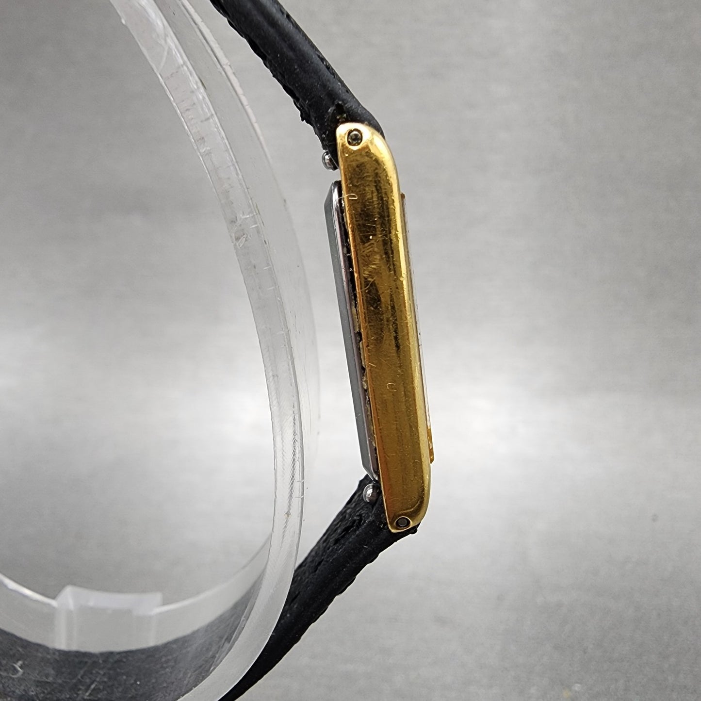 Seiko Tank Watch Women 13mm Gold Dial Gold Tone Rectangle 2e206129 New Battery3