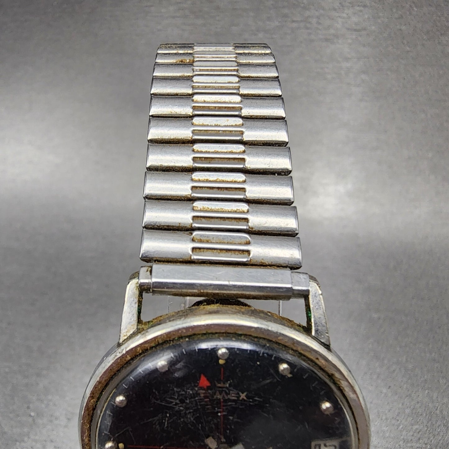 Timex Electronic Model 87 Watch Men 35mm Black Dial Silver Tone Date Round PARTS5