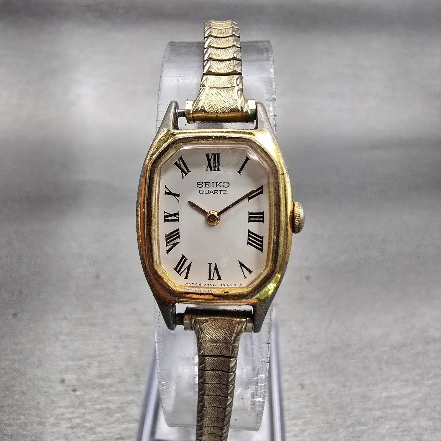 Seiko Watch Women 17mm White Dial Gold Tone Rectangle 2320-6559 New Battery VTG0