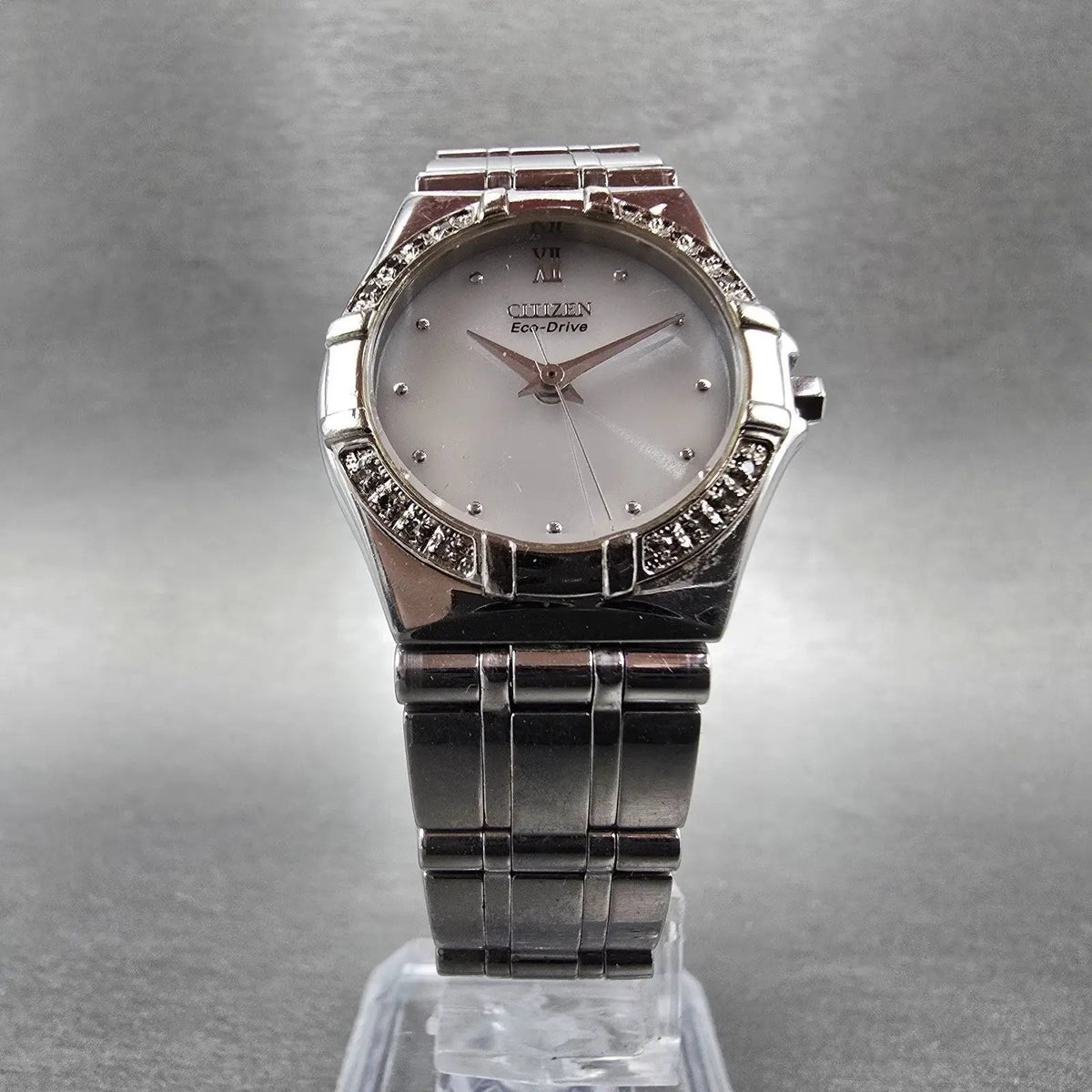 Citizen Eco-Drive Watch Women 26mm Silver Dial Silver Tone E030-H26639 Runs JP5