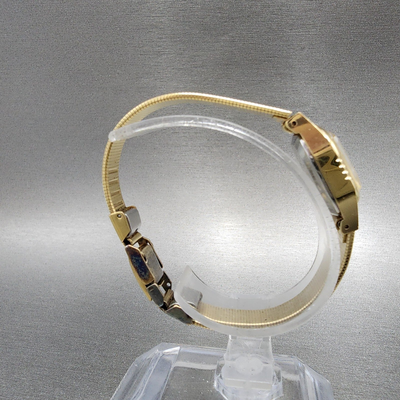 Seiko Watch Women 17mm Gold Dial Gold Gold Rectangle Manual Wind Runs 110055198