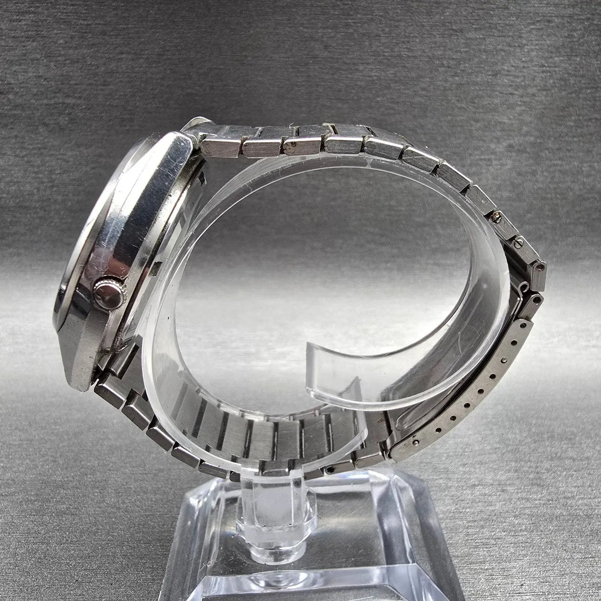 Seiko Alba Watch Men 35mm Silver Dial Silver Tone Daydate Y504-0010 New Battery6