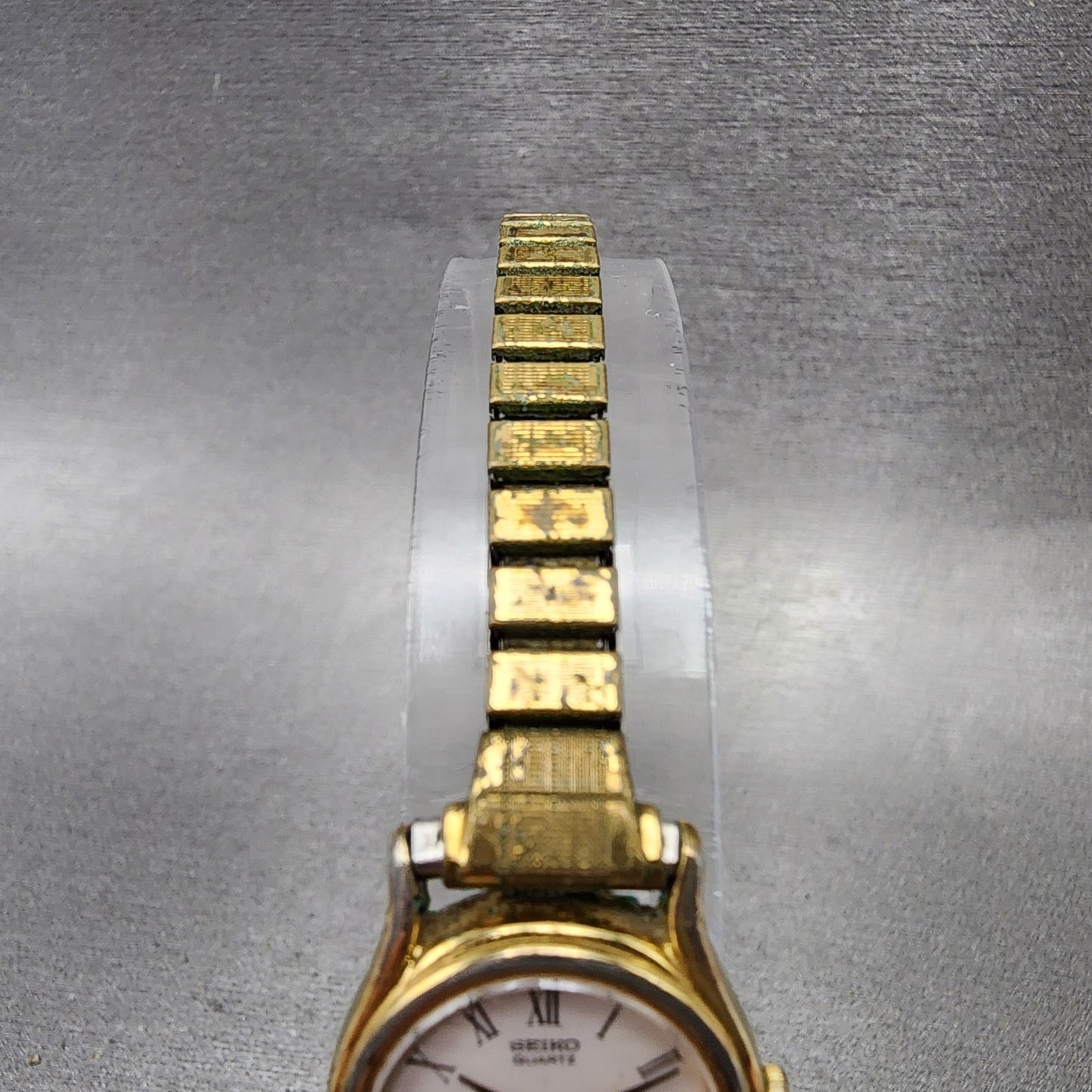 Seiko Watch Women 19mm White Dial Gold Tone Round 2p200089 New Battery4