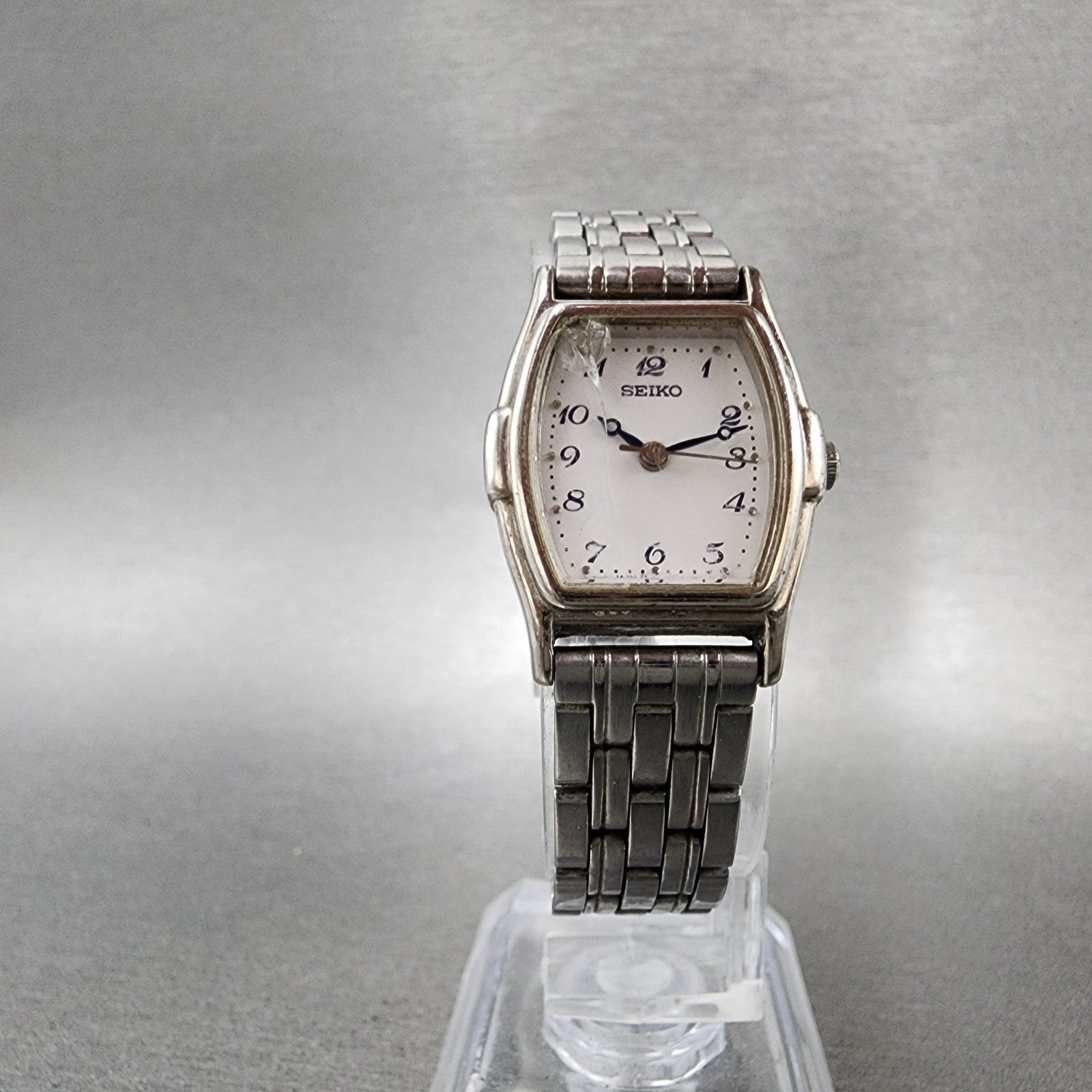 Seiko Watch Women 21mm White Dial Silver Tone Rectangle V4016250 New Battery4