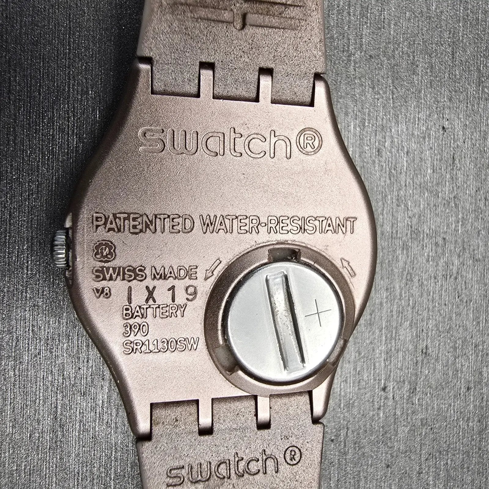 Swatch PINKBAYA Watch Women Pink Dial Pink Case Date Round GP403 New Battery10