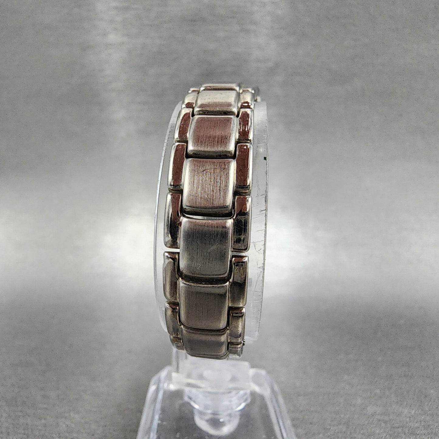 Gruen Hideaway Watch Women 16mm Pink Dial Silver Tone Rectangle GR7302 New Batt8
