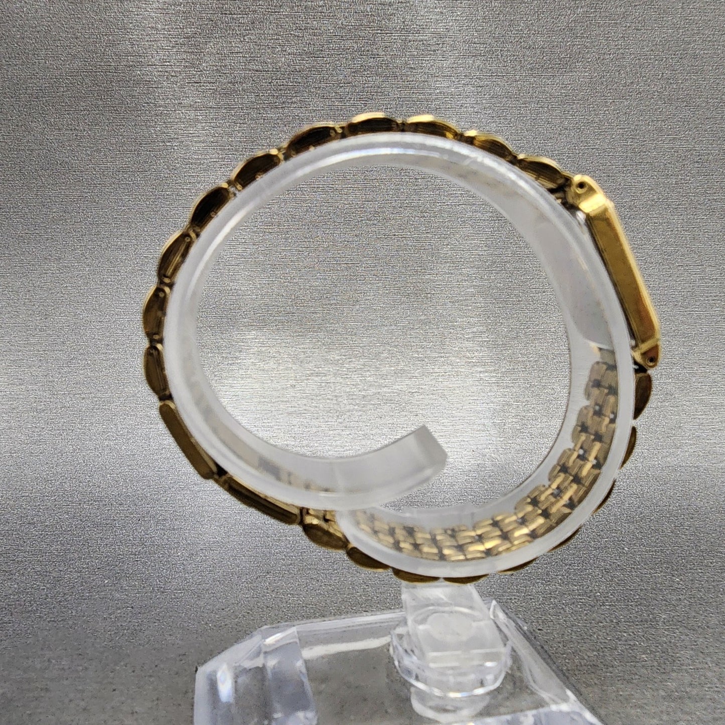 Seiko Tank Watch Women 13mm Silver Tone Gold Tone Rectangle 2e206859 NewBattery8