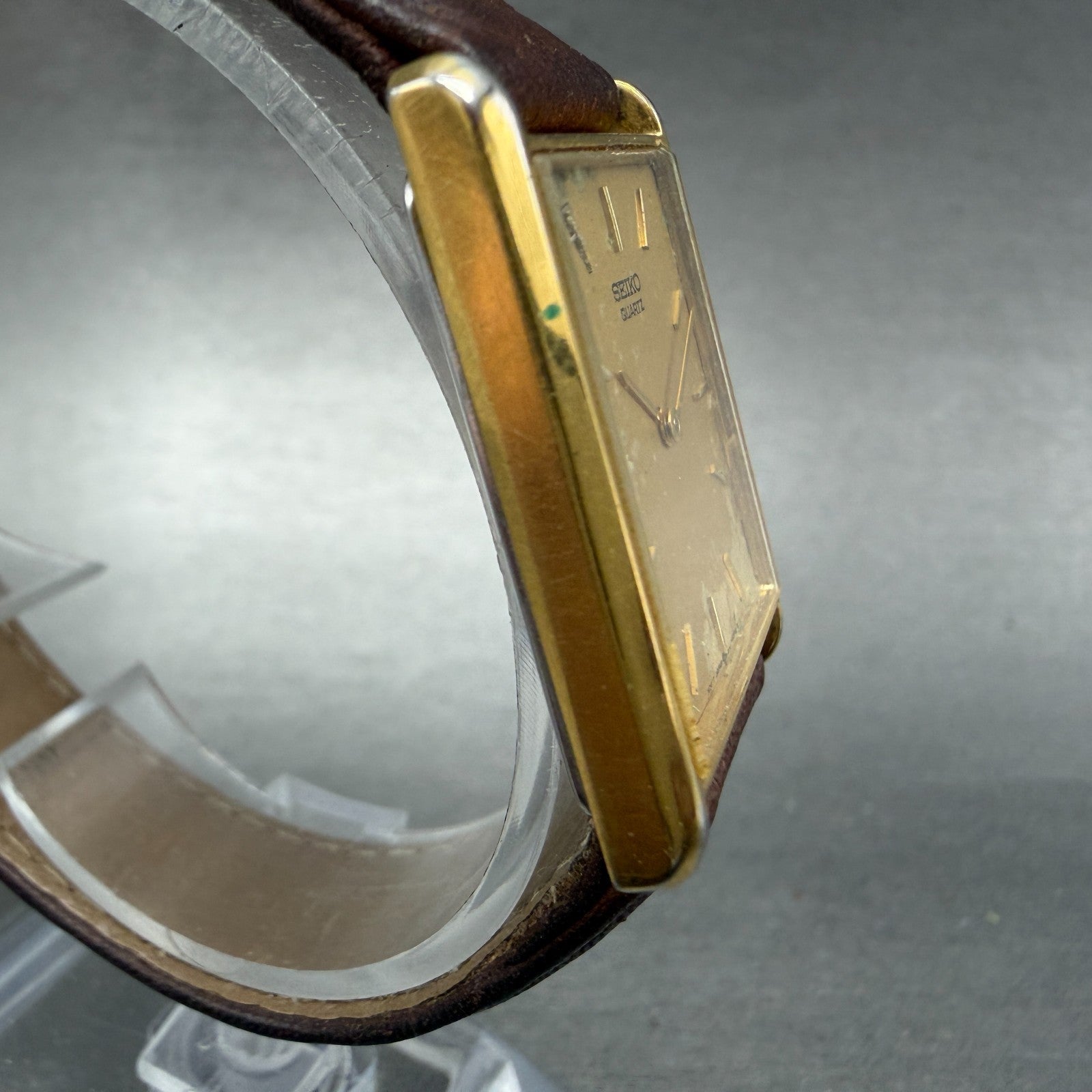 Seiko Tank Watch Men 25mm Champagne Dial Gold Tone Rectangle 5y30-5069 New BattH3