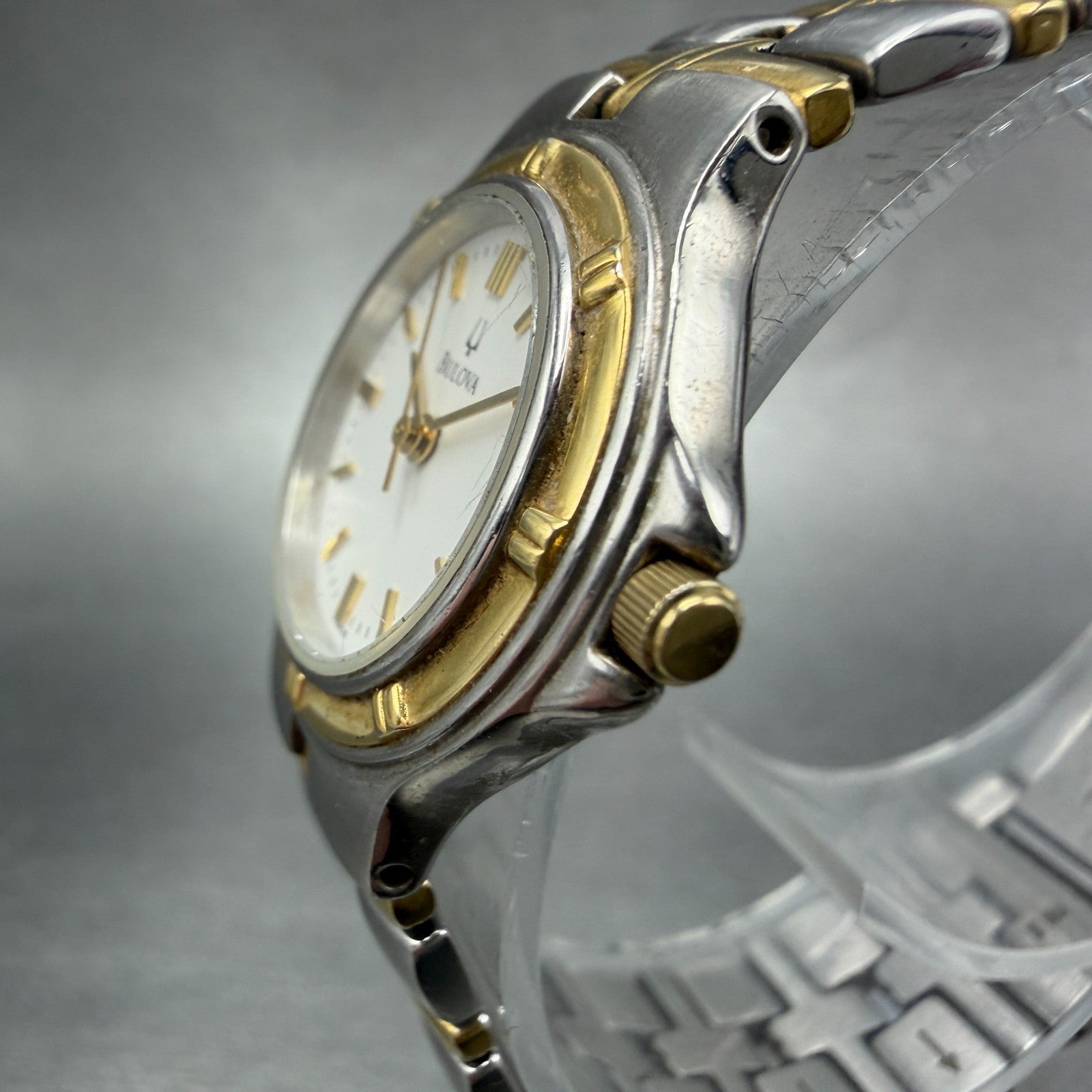 Bulova Watch Women 25mm White Dial Two Tone Date Round 98M36 New Battery KJF1232