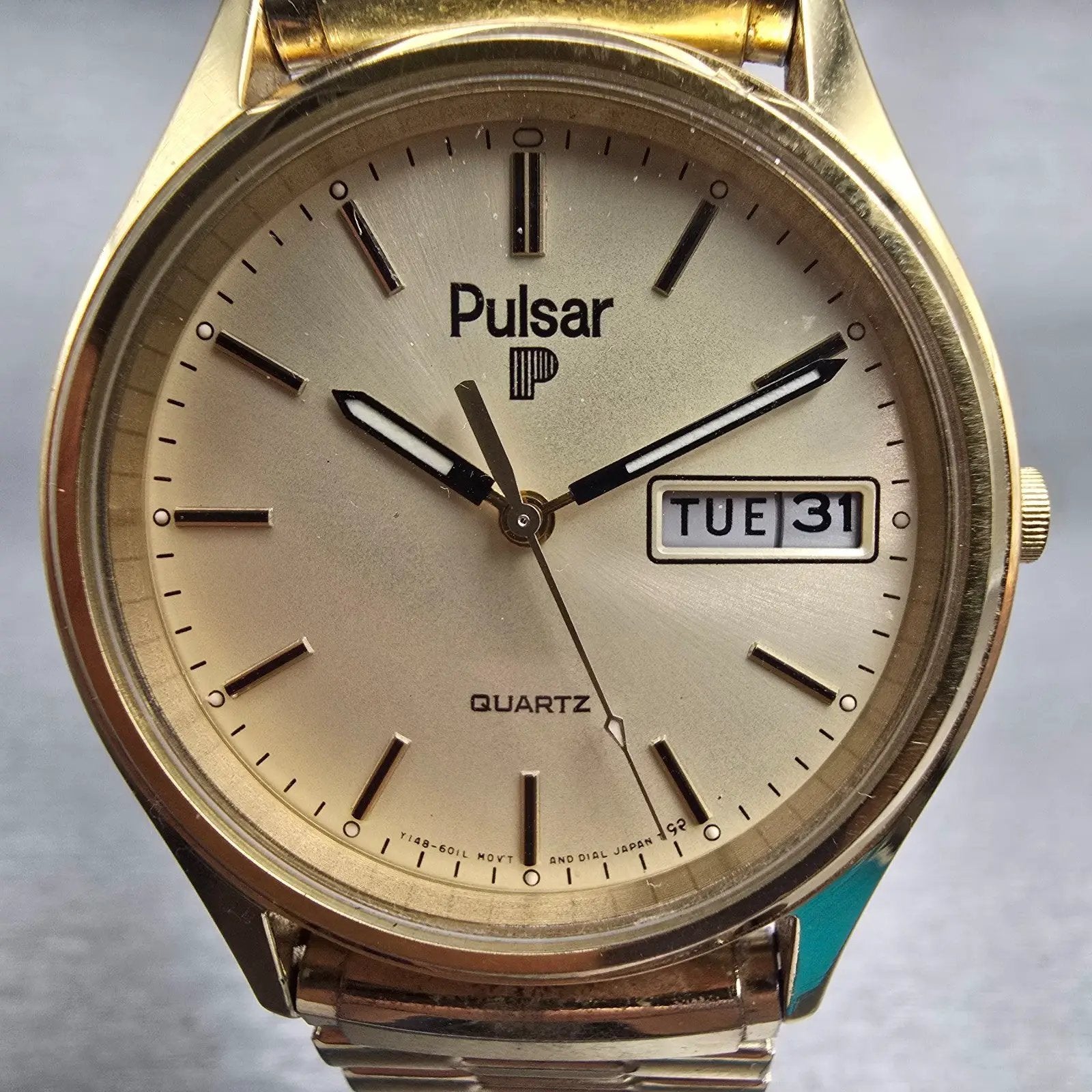 Seiko Pulsar Watch Men 34mm Champagne Dial Gold Tone Daydate Y148-6019 New Batt2