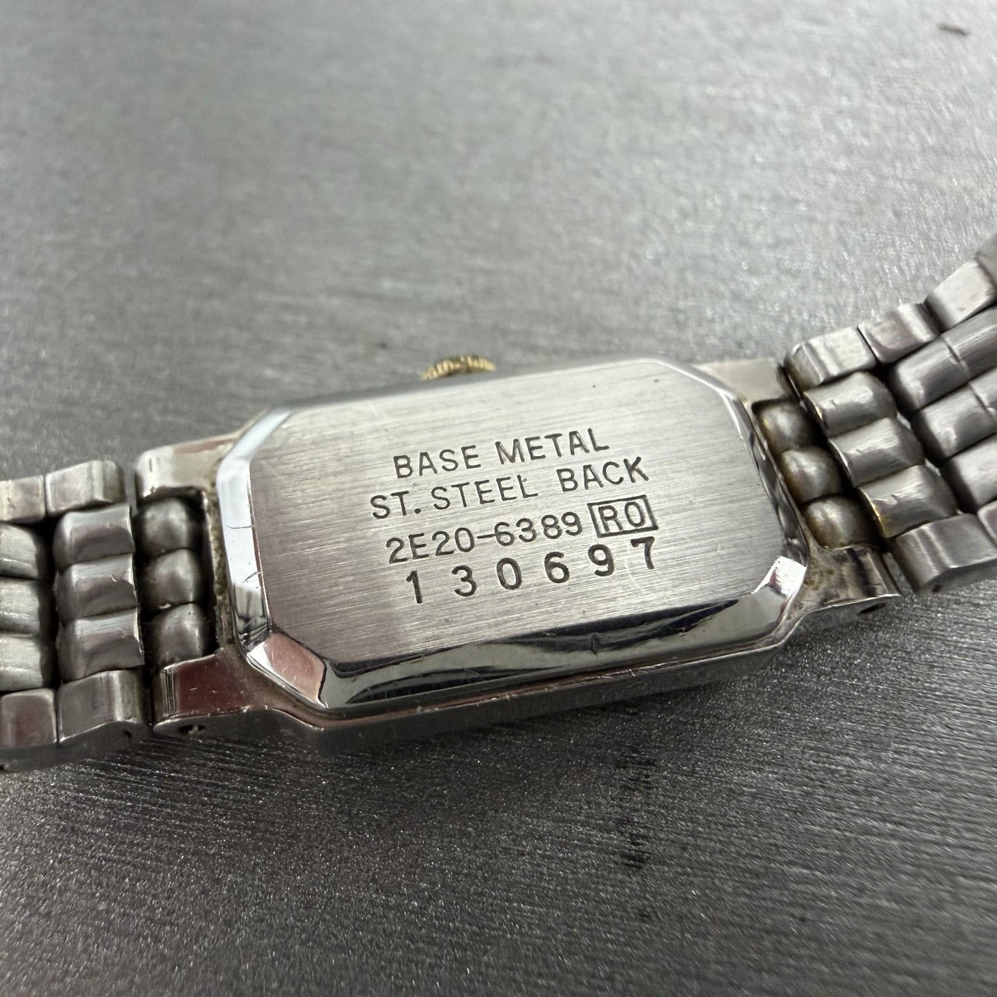 Seiko tank Watch Women 12mm White Dial Two Tone 2e20-6389 Rectangle New Battery9