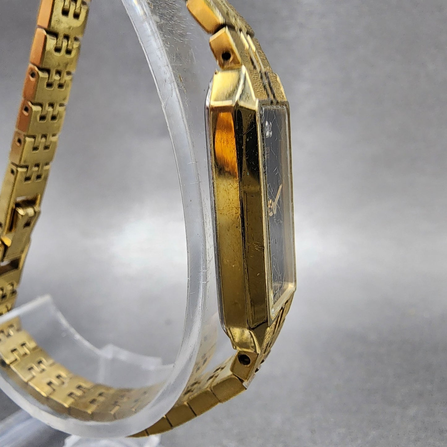 Citizen Tank Watch Women 13mm Black Dial Gold Tone Rectangle 5421S18523 New Bat3