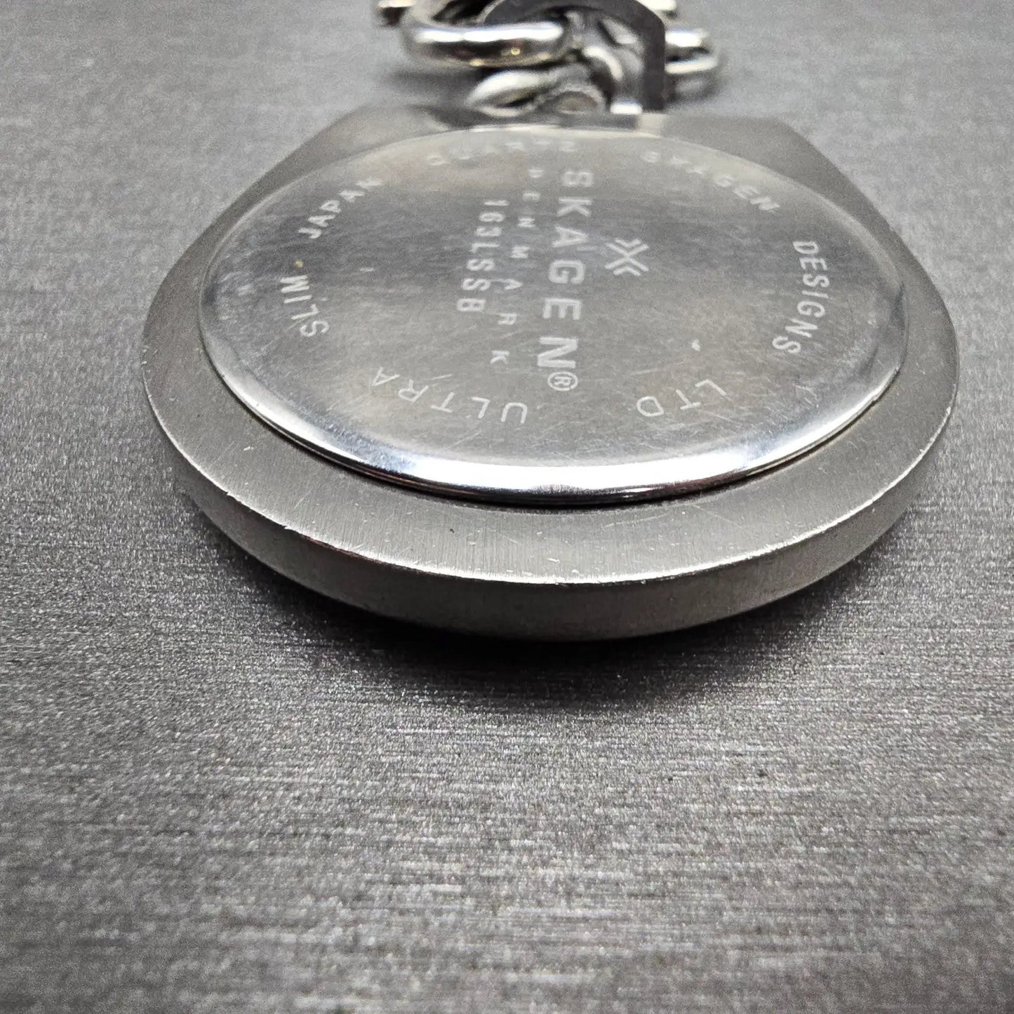 Skagen Denmark Pocket Watch Men 42mm Black Dial Silver Tone 163LSSB New Battery10