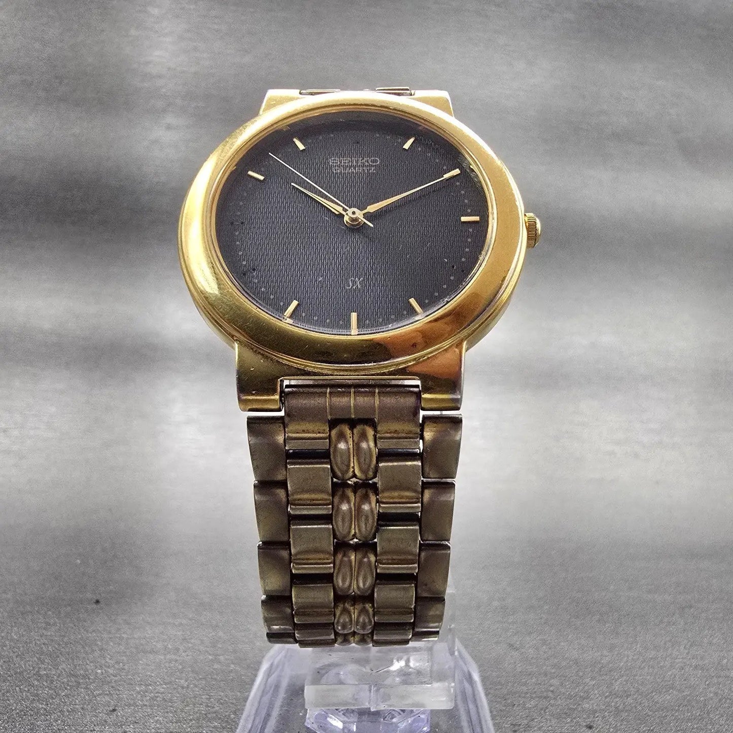 Seiko SX Watch Men 33mm Black Dial Gold Tone Round V701-1K00 New Battery Vintage5